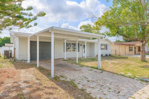 3432 Bedford St, Tarpon Springs FL  34690-1805 exterior