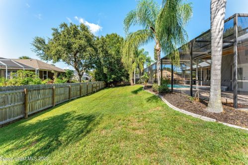 816 Brookstone Dr, Merritt Island FL  32952-4141 exterior