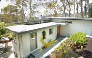 6363 Aspinwall Rd, Oakland CA  94611-2115 exterior