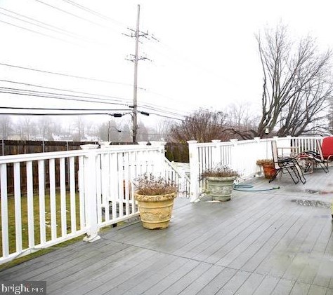 1113 Overhill Ct, Wilmington, DE 19810-3107