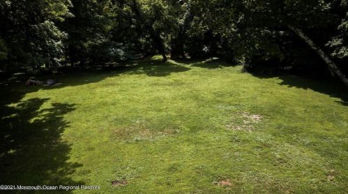 72 Main St, Holmdel Village, NJ 07733-2344