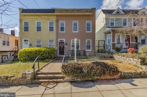 4210 4th St, Washington, DC 20032-3314