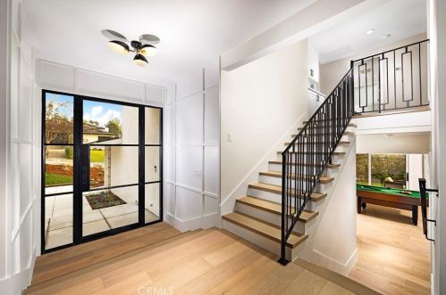 635 Oak Crest Dr, Sierra Madre CA  91024-1130 exterior