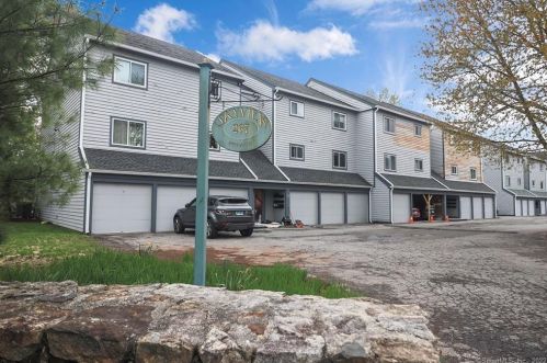 267 Cedar St, Norwalk CT  06854-1818 exterior