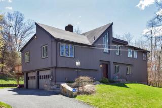 178 Limekiln Rd, Ridgefield, CT 06877-3429