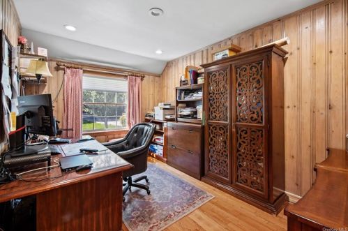 898 North St, White Plains NY  10605-4436 exterior