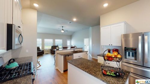 340 Brushy Crk, Victoria TX  77904 exterior