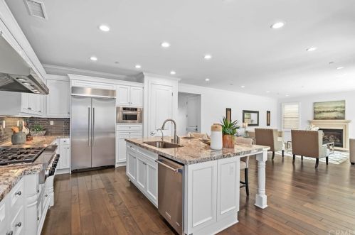 80 Hazelton, Irvine CA  92620-2189 exterior