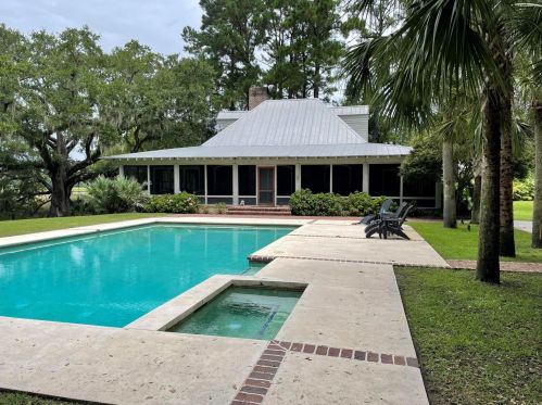 4404 Wando Farms Rd, Awendaw, SC 29429-6143