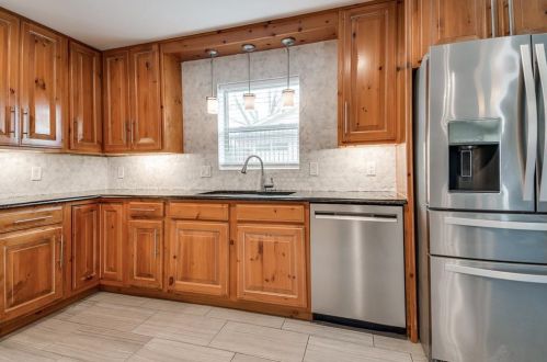 1120 Wildwood Ln, Richardson TX  75080-6932 exterior