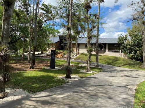 12413 Areaca Dr, West Palm Beach, FL 33414-4135