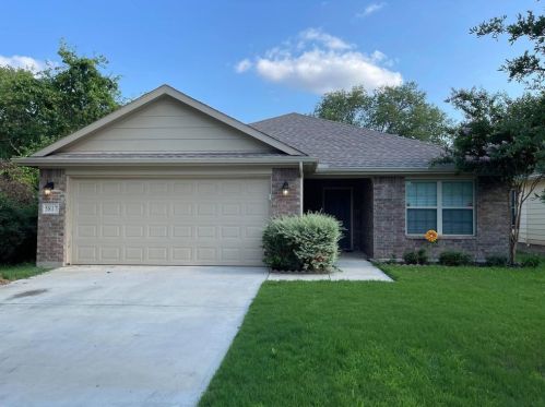 5817 Houghton Ave, Fort Worth, TX 76107-6607