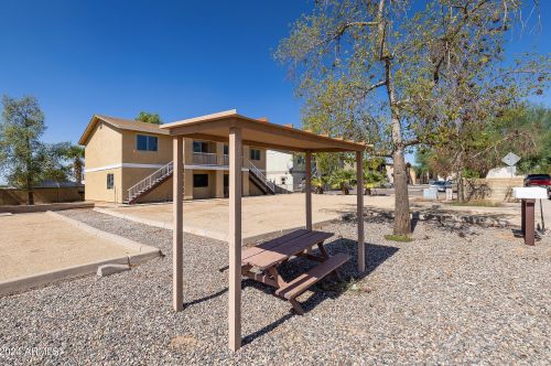 7126 66th Dr, Glendale, AZ 85301-2371