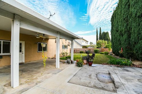 946 Mathewson Ave, Placentia CA  92870-2141 exterior