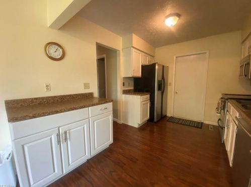 1100 Slope Bay, Zanesville OH  43701-1568 exterior