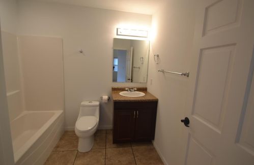 357 Greenwich St, Valpo IN  46383-6529 exterior