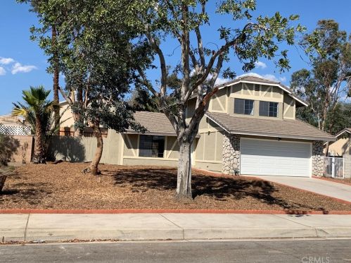 1518 Jackson St, Rialto CA  92376-3870 exterior