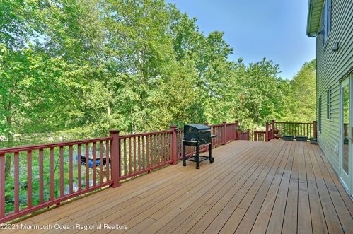 163 Taft Dr, Bricktown NJ  08724-3267 exterior