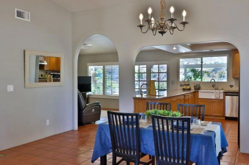 1124 Lostinda St, El Cajon CA  92019-3255 exterior