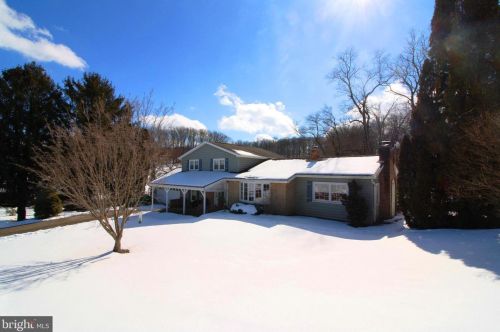 3453 Bowser Rd, Tolna, PA 17349-8636