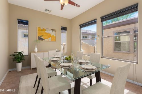 4541 Rakestraw Ln, Gilbert, AZ 85298-4651