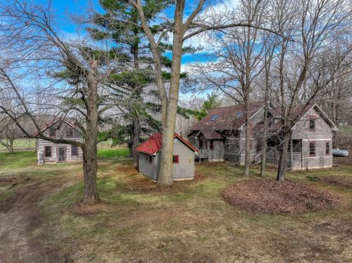 382 Wilson St, Hersey, WI 54027-3932