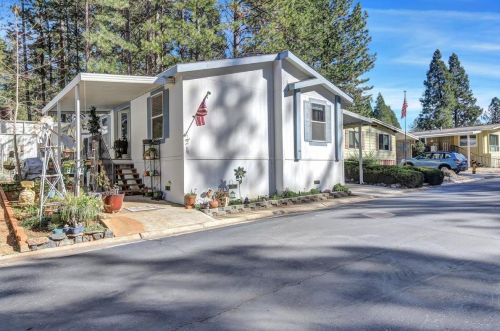 10 Wendy Cir, Grass Valley CA  95945-7037 exterior