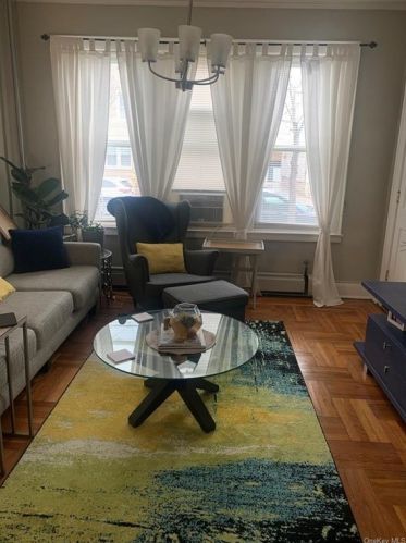 282 Revere Ave, Bronx, NY 10465-3308