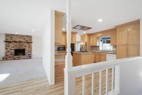 930 Live Oak Ave, Ukiah CA  95482-3733 exterior