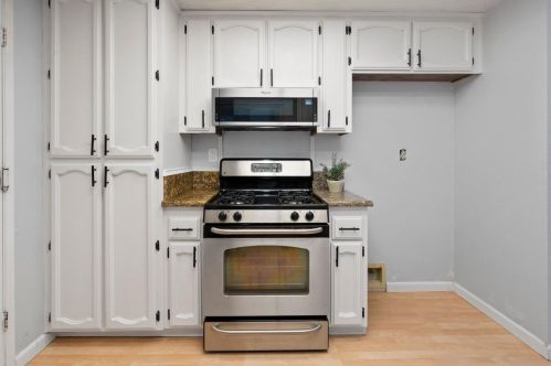9420 Trenholm Dr, Elk Grove CA  95758-6533 exterior