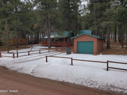 123 Sky Hi Dr, Pinetop AZ  85935-8802 exterior