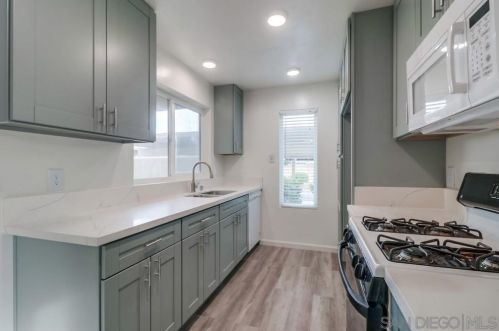 8405 Westmore Rd, San Diego, CA 92126-5331