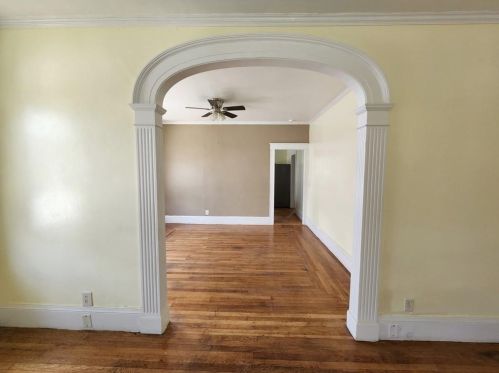 240 Gallatin St, Providence RI  02907-2633 exterior