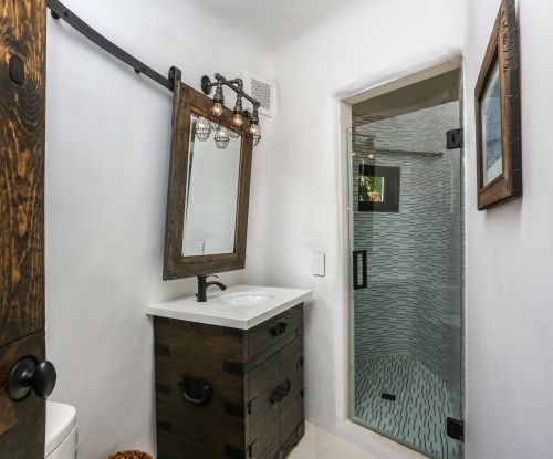 400 Camino Alturas, Palm Springs CA  92264-8996 exterior
