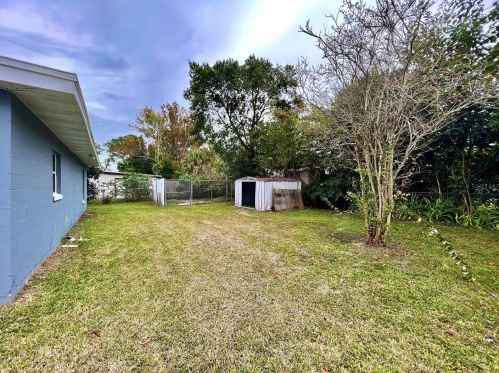 1067 Libby Ct, Daytona Beach FL 32117-4588 exterior