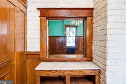 5 Amiss Ave, Richmond National Battlefiel VA  22835-1309 exterior