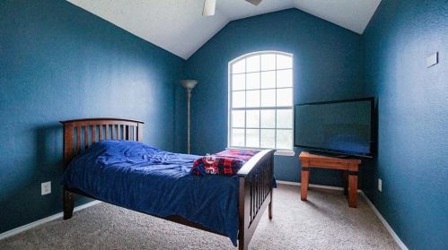 2506 Great Bear Ln, Denton TX  76210-2909 exterior