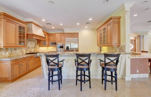 4255 Gleneagles Dr, Boynton Beach FL  33436-4914 exterior