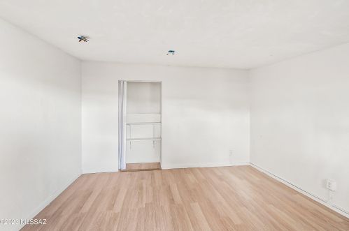 302 Oregon St, Tucson AZ  85706-3250 exterior