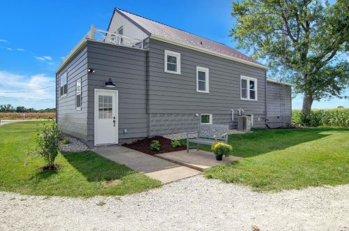 1464 State Road 10, Wheatfield, IN 46392-9142