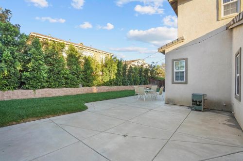 27270 Dayton Ln, Temecula CA  92591-4455 exterior