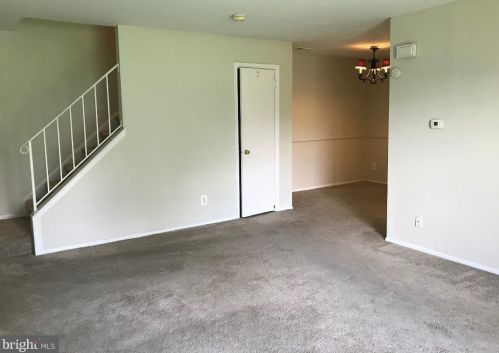 3094 Harbour Dr, Palmyra NJ 08065-2217 exterior