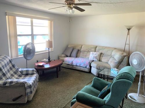 10822 Fillmore Ave, Port Richey, FL 34668-2172