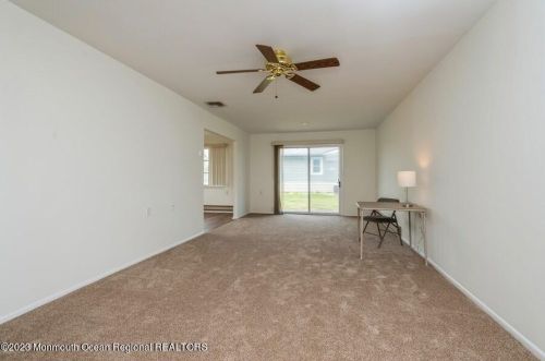 129 Whittier Rd, Bricktown NJ  08724-2404 exterior