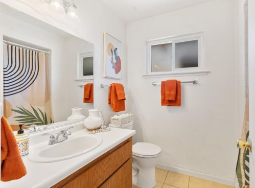 6747 Sun Brae Ct, Rio Linda CA  95673-3276 exterior