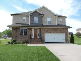 138 Buttermere Dr, Clarksville, TN 37040-8591