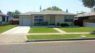 1037 Lansing Way, Fresno, CA 93705-2738