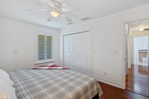 6511 Sable Rdg Ln, Naples FL 34109-3868 exterior