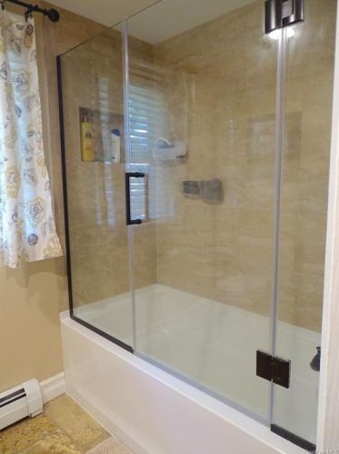 14 Montfort Woods Rd, New Hamburg NY  12590-3510 exterior