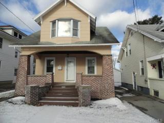 425 Albany Ave, Kingston, NY 12401-2525